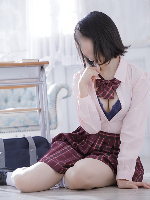 みら